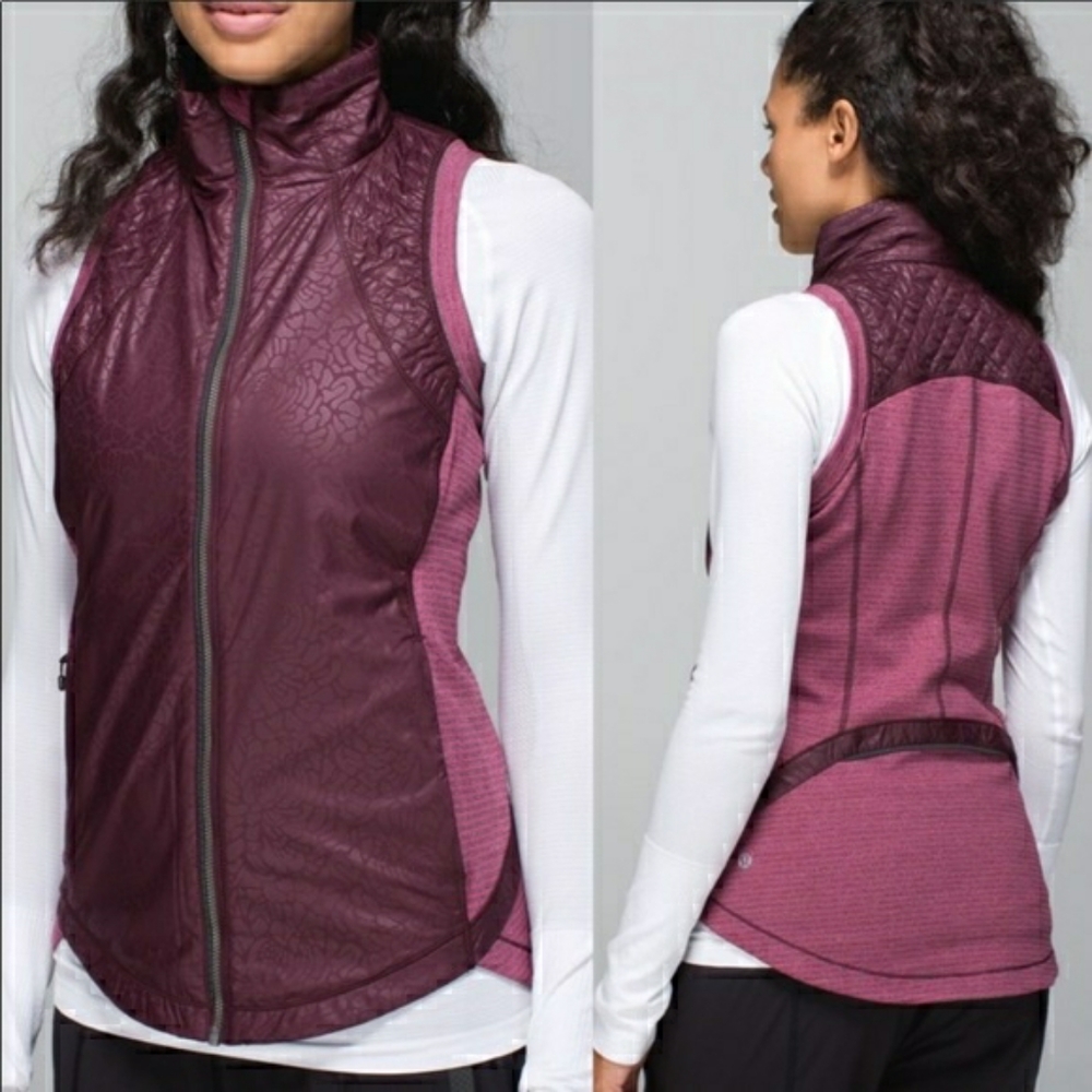 😍 LULULEMON! Maroon running vest size 4